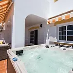 Atlantic View With Jacuzzi Willa *