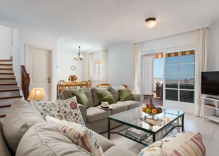 Atlantic View With Jacuzzi Villa